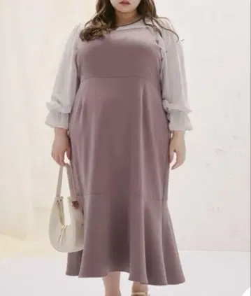 louiosy 루오시 3L 시어 절개 머메이드 원피스