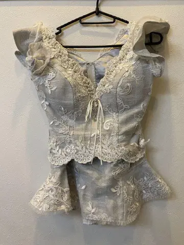 ROBE de FLEURS 그레이 프릴 세트 S 사이즈