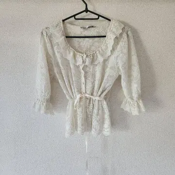 ZARA 아이보리 레이스 블라우스 M