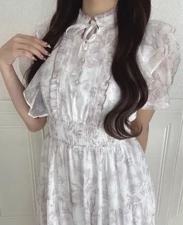 evelyn 라메 프릴 꽃무늬 OP 원피스 핑크