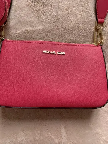 MICHAEL KORS 핑크 사코슈