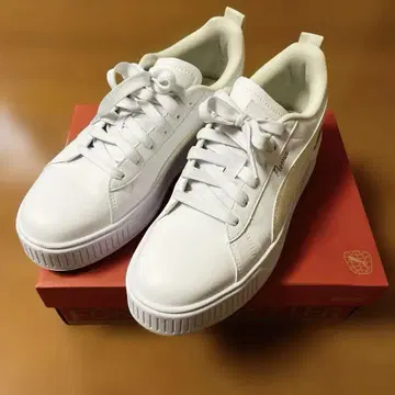 Puma 화이트 카르멘 캐주얼 스니커즈