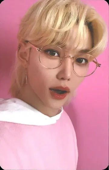 StrayKids WAVE7 FELIX NACIFIC 콜라보 핑크