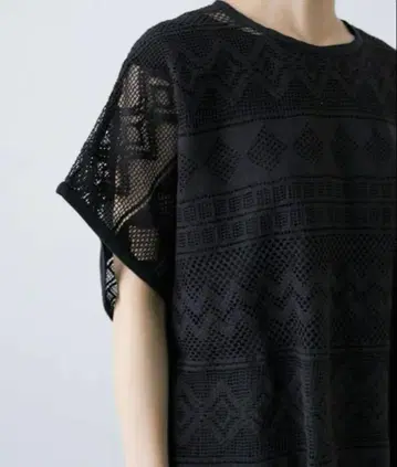 카구레 코튼 러셀 레이스 판초 (BLACK)