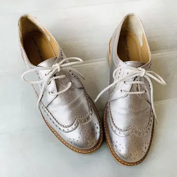 츠모리치사토 옥스퍼드 신발 가죽 실버 23cm