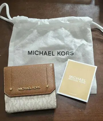 MICHAEL KORS 3단 폴더형 지갑