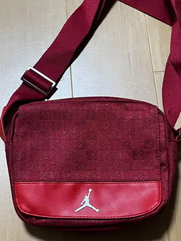 Jordan 숄더백 레드