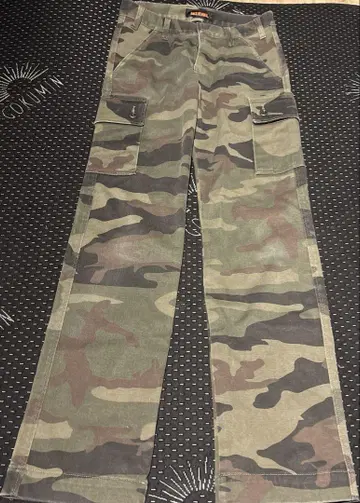 BACKNAMBER 카모 패턴 청바지 새상품!