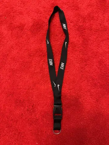 NIKE 넥스트랩 y2k