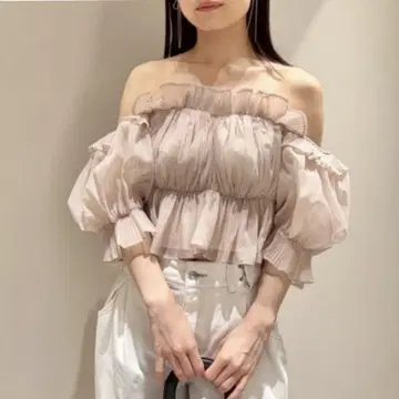 snidel sustainable 볼륨 개더 프릴 오프숄더 블라우스