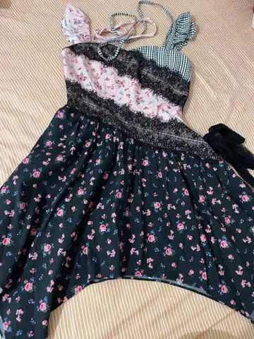 SOS seamstress 플로럴 원피스
