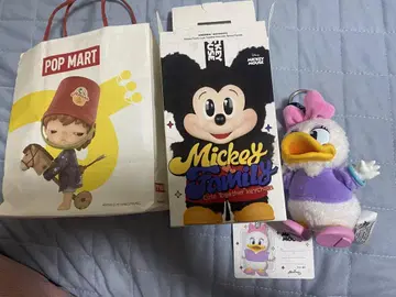 POP MART 미키 & 데이지 키링