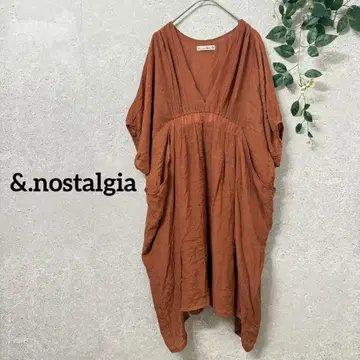 &.nostalgia V넥 돌먼 슬리브 릴랙스 원피스