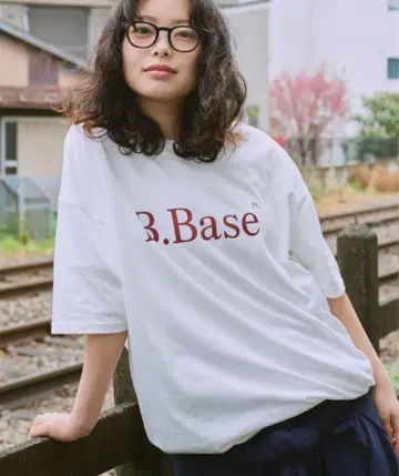 BrokenBase B.Base 티셔츠