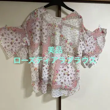 빅 사이즈 새상품급 로즈 티아라 패치워크 블라우스 플레어 소매 한여름