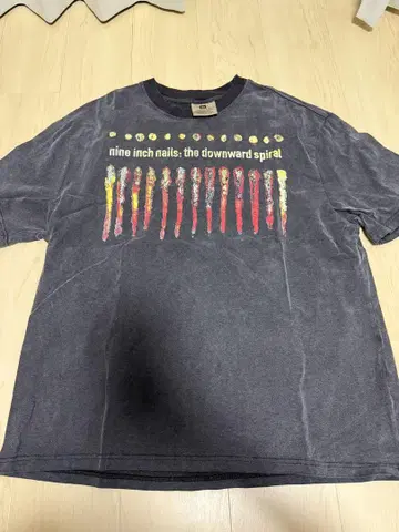 nine inch nails 티셔츠