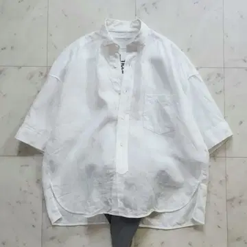새상품급 티카 린넨 100% 반팔 셔츠 오분 소매 화이트 넉넉한 일본제