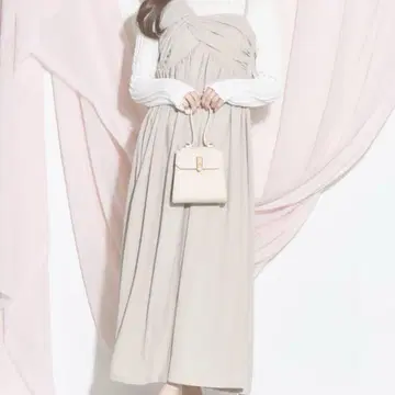 [ tocco closet ] 프론트 크로스 디자인 캐미 원피스