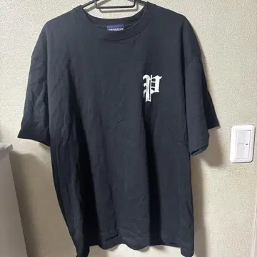 PHATRNK 블랙 T셔츠 프론트 로고
