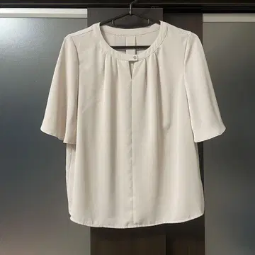 내추럴 뷰티 베이직 반팔 블라우스