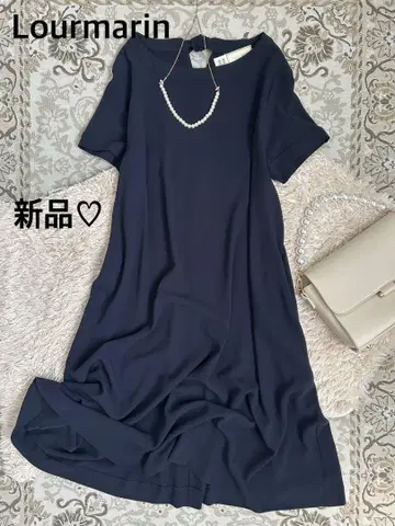 새상품 Lourmarin 루르마랑 플레어 원피스 무릎 기장 네이비