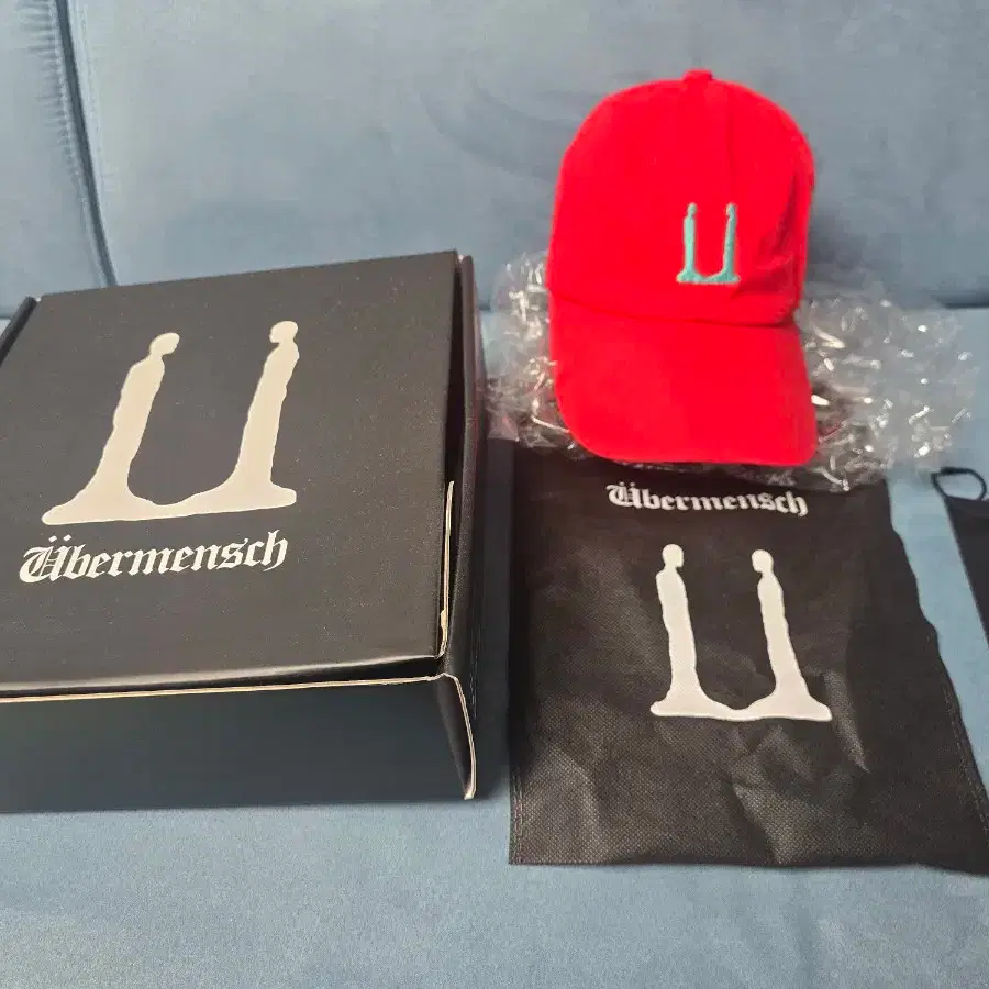 CDG x G-DRAGON Ubermensch Classic Cap CDGがG-DRAGONとコラボ