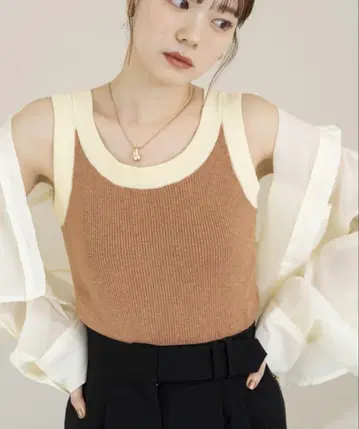 hinari 배색 니트 탱크탑 테라코타