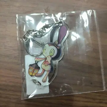 오바케이드로 연결되는 아크릴 키링 그리