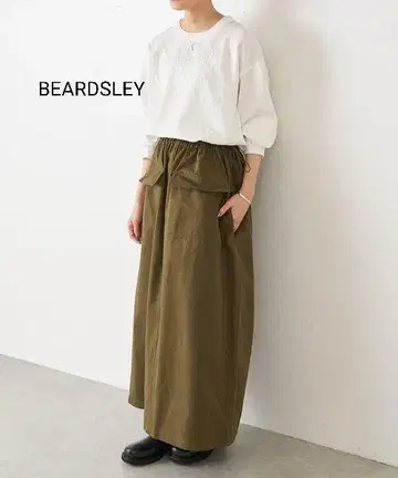 정가 19800엔 정도 새상품급 BEARDSLEY 카고 스커트