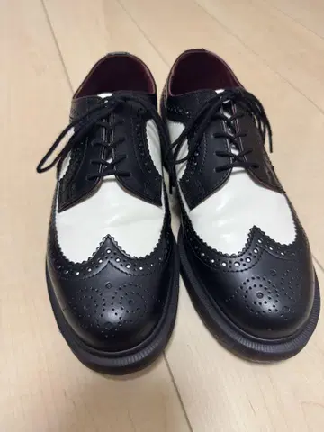 닥터 마틴 UK6 (25cm)