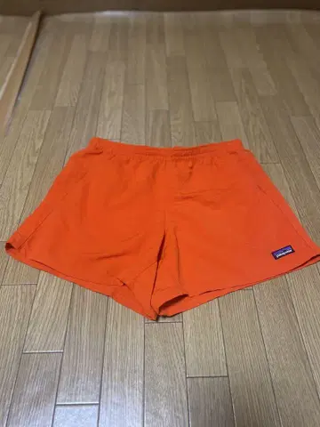 파타고니아 오렌지 숏팬츠 S