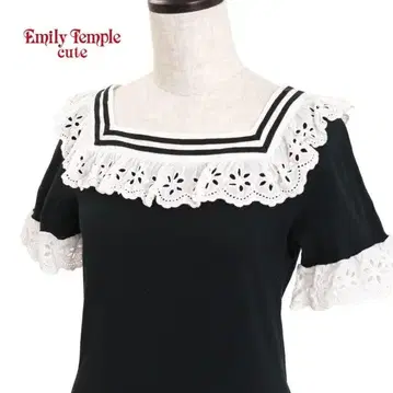 새상품급 EmilyTemplecute 세일러 스퀘어 넥 에밀리 템플