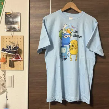 어드벤처 타임 티셔츠 데드스탁 L 사이즈