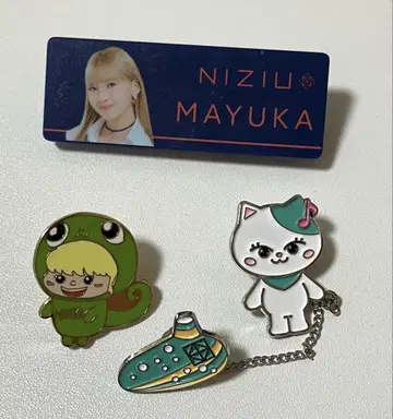 NiziU 마유카 핀 배지 2개 명찰