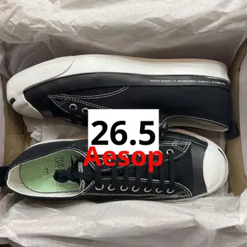 FRAGMENT V.A. Converse Jack Purcell 1935