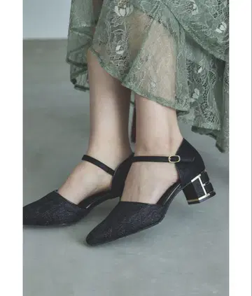 미사용 새상품 청키힐 레이스 파티 펌프스 여성용