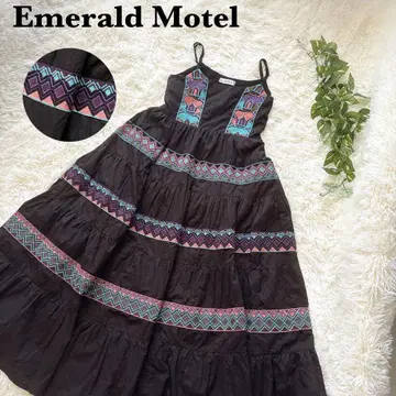 Emerald Motel 에스닉 자수 티어드 원피스