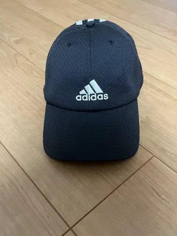 아디다스 블랙 야구 모자 3라인