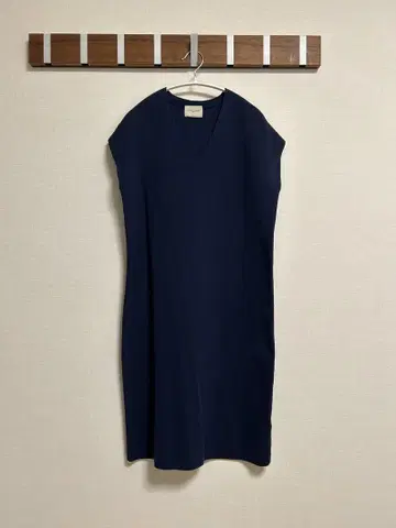 UNITED ARROWS 슬리브리스 V넥 원피스 면100%