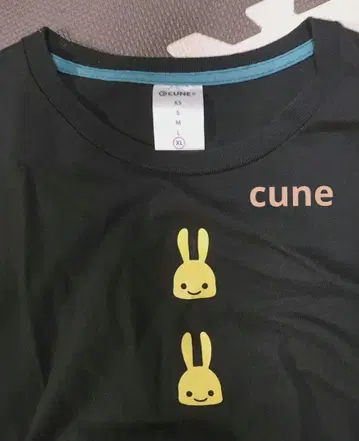 CUNE 블랙 XL 토끼 티셔츠