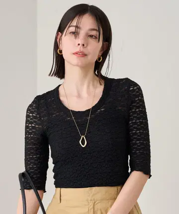 새상품 택 없음 LOUNGEDRESS 레이스 컷 블라우스 블랙