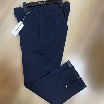 투 비 시크 네이비 슬랙스