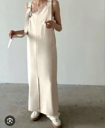 SLANT LINE SALOPETTE 원피스 CLANE