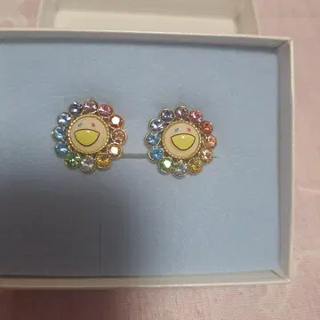 무라카미 다카시 리큐엠 레인보우 귀찌