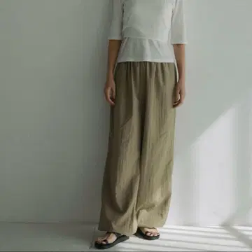 anuke Nylon Volume Pants