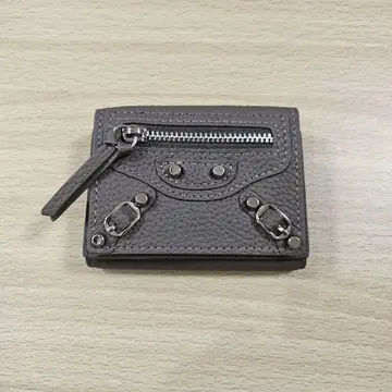 그레이 가죽 3단 폴더형 지갑 지퍼 포켓 부착