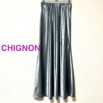 CHIGNON 시뇽 메탈릭 그레이 플레어 롱 스커트