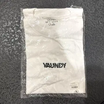 초레어 Vaundy 자수 로고 티셔츠 XL 사이즈