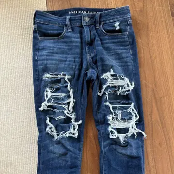 AMERICAN EAGLE 데미지 데님 팬츠