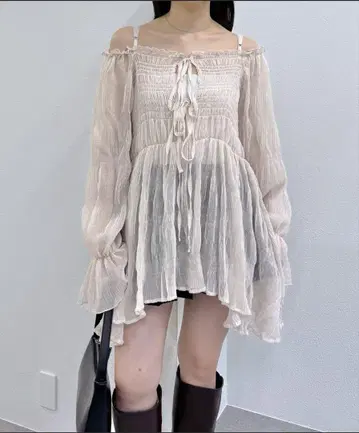 mline 시어 양류 티어드 블라우스